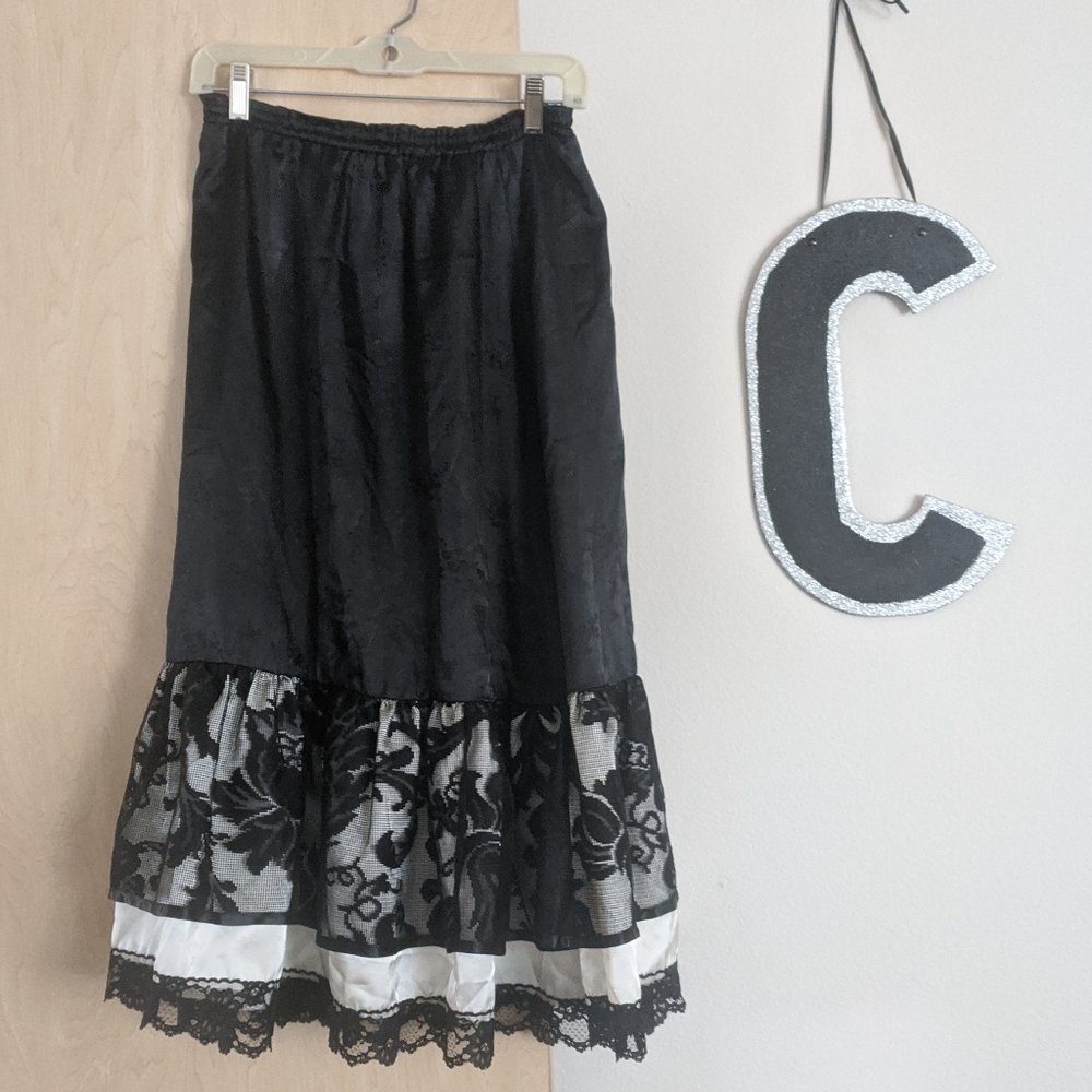 Vintage Satin and Lace Long Skirt with Ruffle M